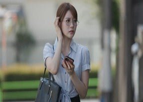 Cô Minami Aizawa lần đầu trải nghiệm công việc phóng viên và bị tấn công tình dục